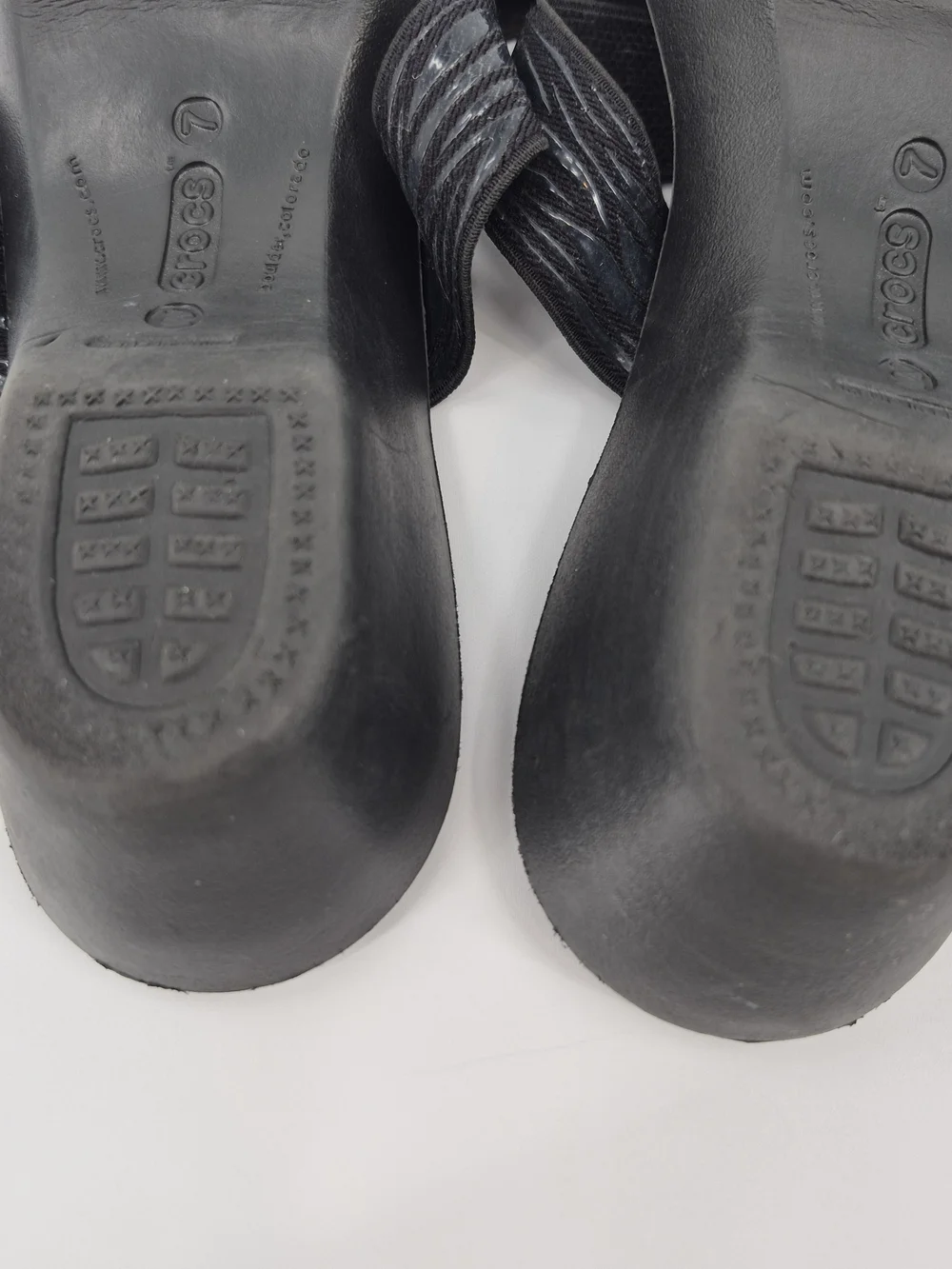 Women’s Crocs Molalla II Black Criss-Cross Sandals Size 7W
